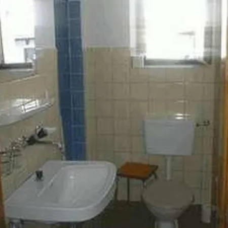 Appartement 'cad Mate 2' Mit Bergblick By Interhome